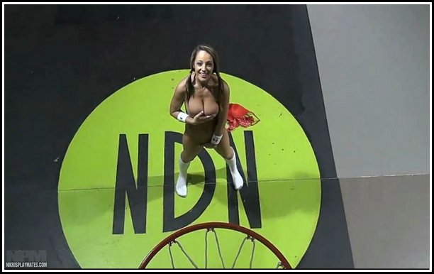 Nikki Sims nikki naked 4 basketball 06 - Nikki  Sims Naked for Basketball!