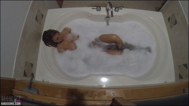 Nikki Sims nikki sims alone bath 06 - Bubble Bath Dildo Masturbation