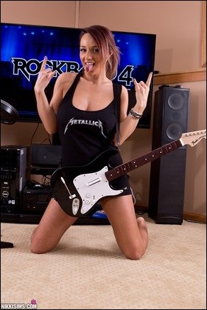 Nikki Sims nikki sims rock band 01 thumb - Rock Band Chick